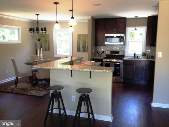 1841 Wycliffe Road Baltimore, MD 21234 - Photo 10 of 13 Kitchen