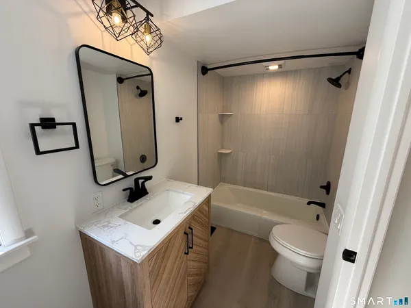 $3,200 | 3 Edgewood Street, Norwalk, CT 06854