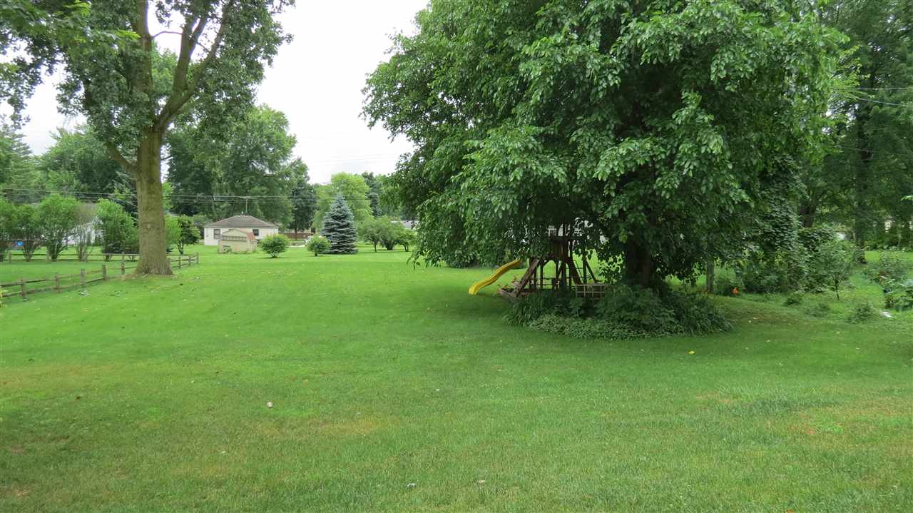 8570 Messmore Road Utica, MI 48317 - Photo 27 of 30 Backyard