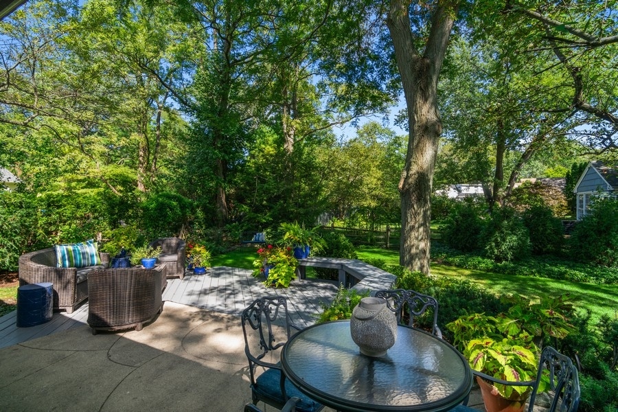 910 Seneca Road Wilmette, IL 60091 - Photo 19 of 28