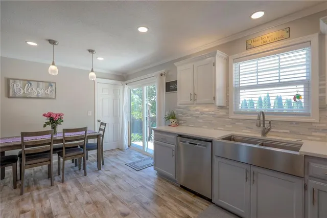 $300,000 | 1521 Lexington Road, Pleasant Hill, MO 64080