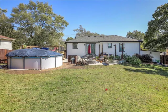 $300,000 | 1521 Lexington Road, Pleasant Hill, MO 64080