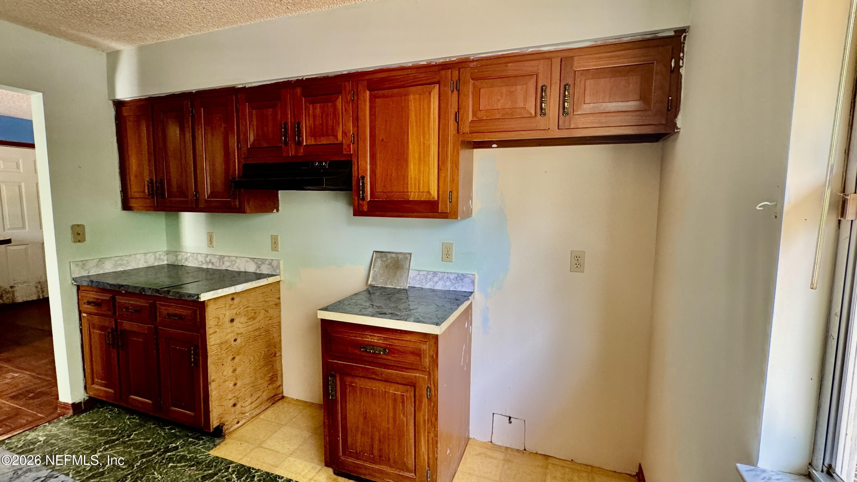 116 James Avenue Interlachen, FL 32148 - Photo 16 of 23 kitchen