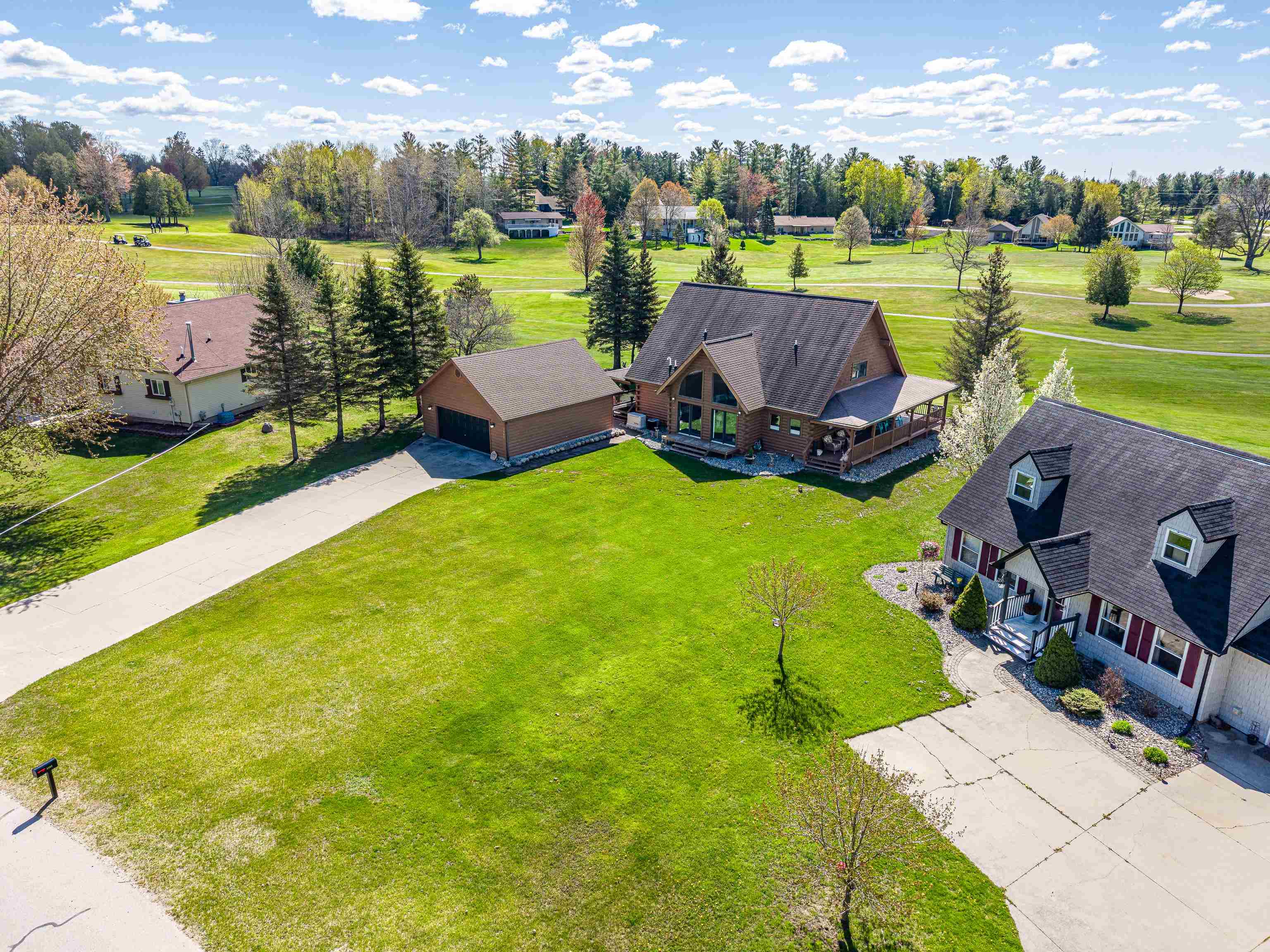 5592 Linksview Way Gladwin, MI 48624 - Photo 65 of 74