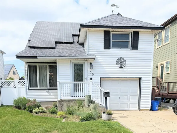 $679,000 | 35 Jackson Avenue East, Babylon, NY 11702