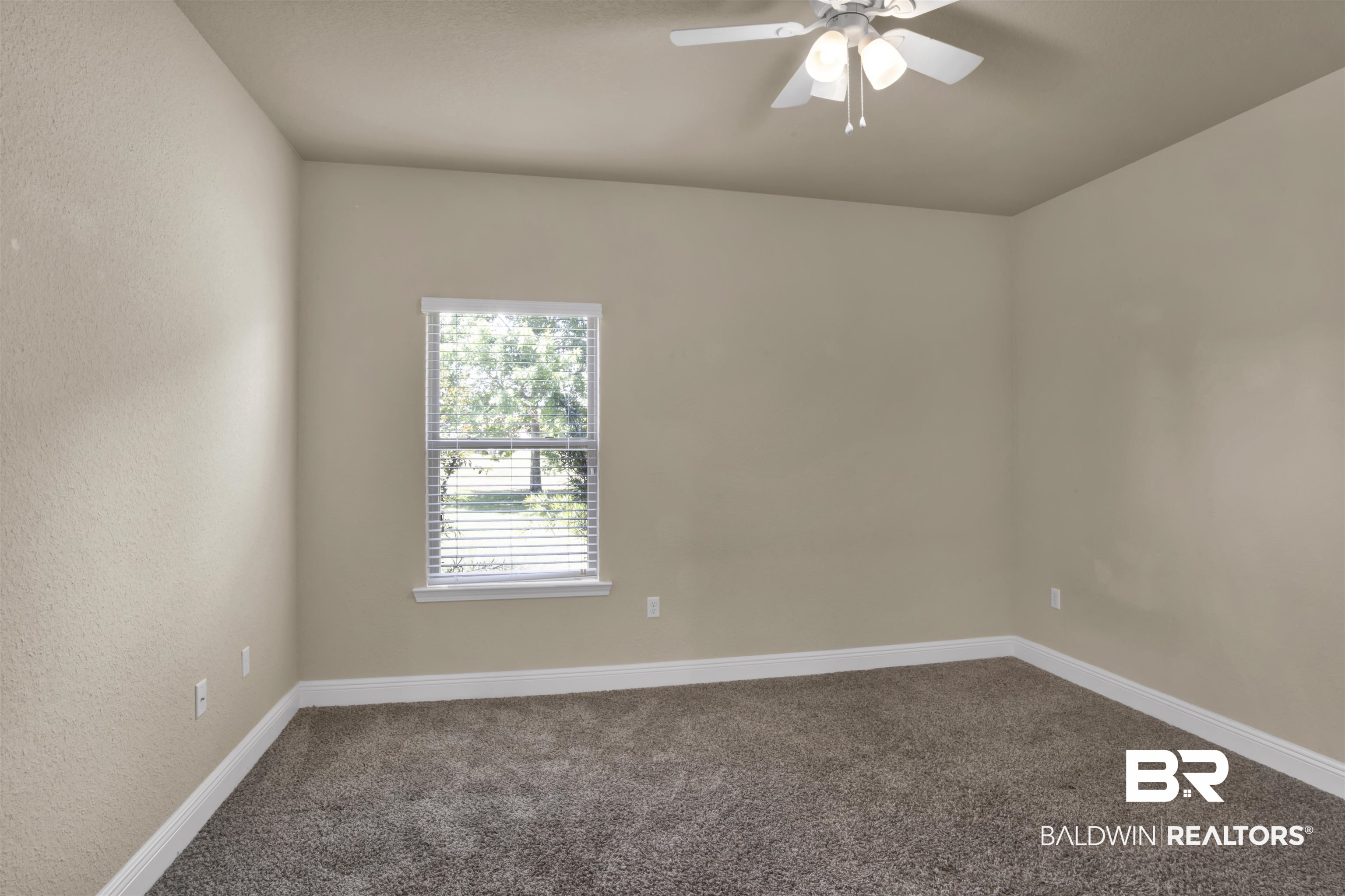 23449 Dundee Circle Foley, AL 36535 - Photo 26 of 39 Guest Bedroom #1