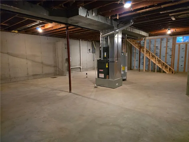 $225,000 | 33110 Cr 230 Road, Bosworth, MO 64623