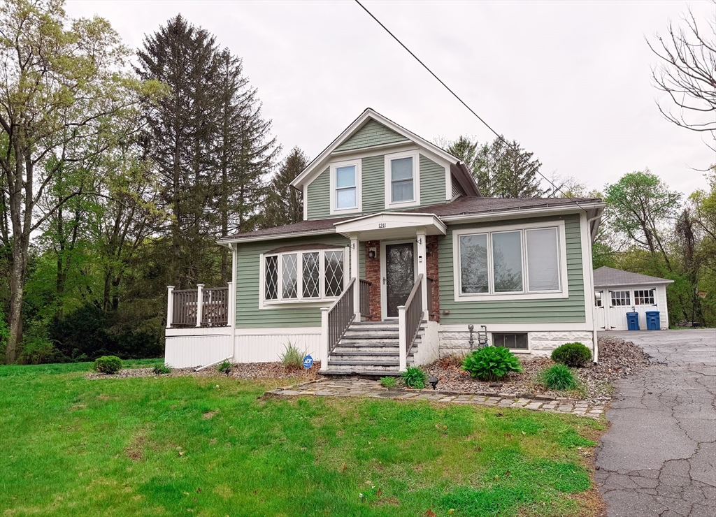 1211 Piper Road West Springfield, MA 01089 - Photo 1 of 25 Gallery Image 1
