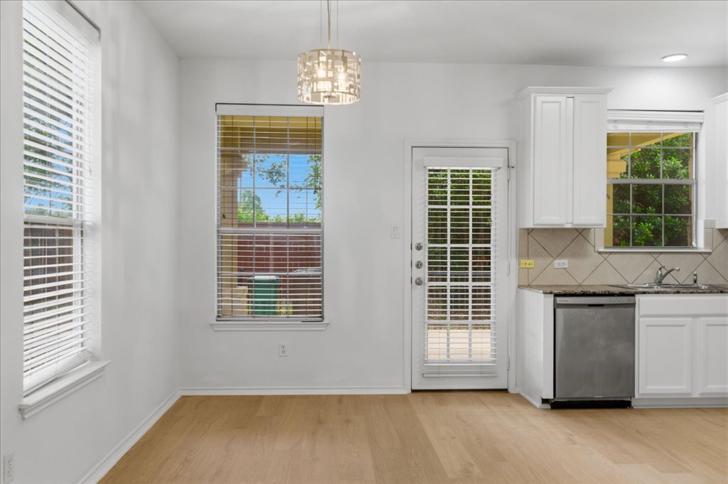 14815 Avery Ranch Boulevard, Unit 302 Austin, TX 78717 - Photo 10 of 30 a view of an empty room with a window