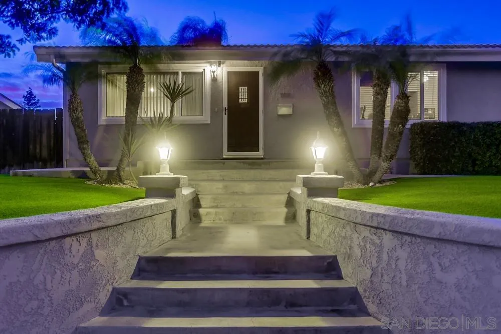 13626 Carriage Road Poway, CA 92064 - Photo 2 of 25 a view of an entrance of the house