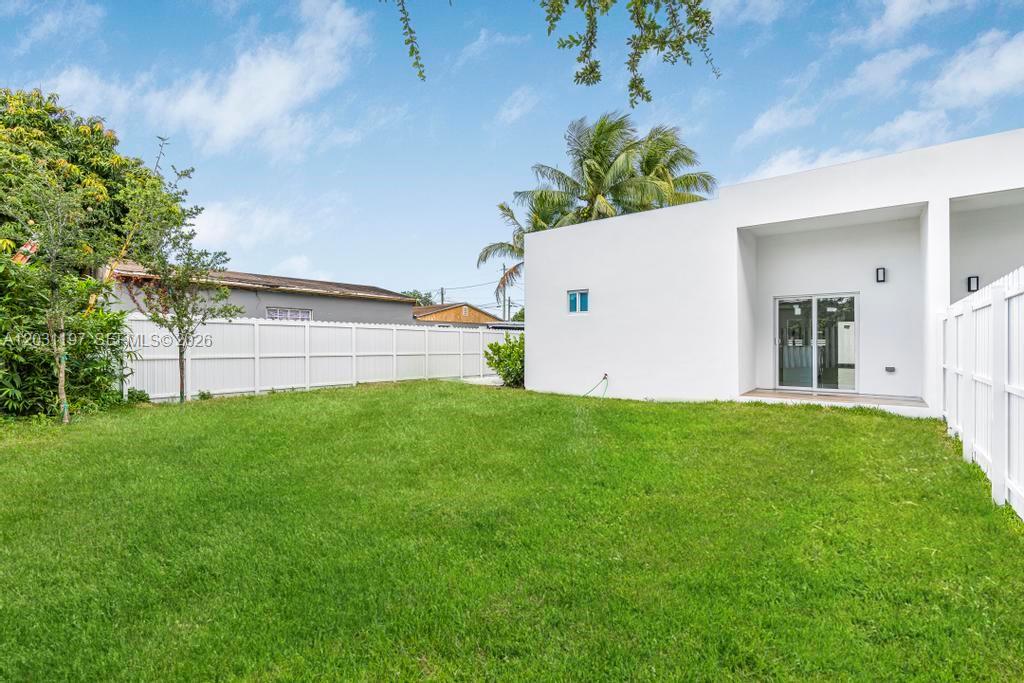 2419 Northwest 97th Street, Unit B Miami, FL 33147 - Photo 14 of 19