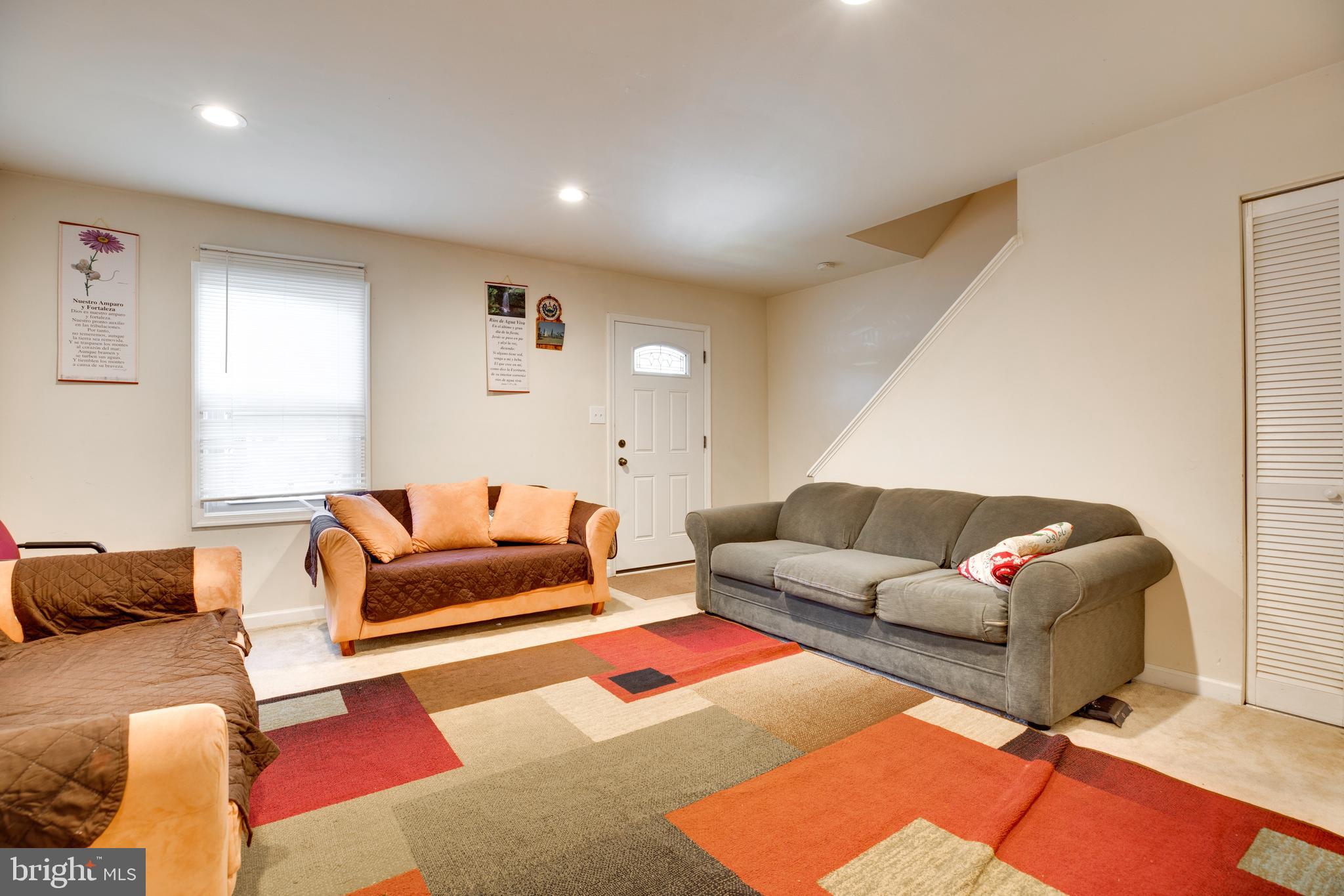 9807 Town Lane Manassas, VA 20110 - Photo 2 of 11 Gallery Image 2