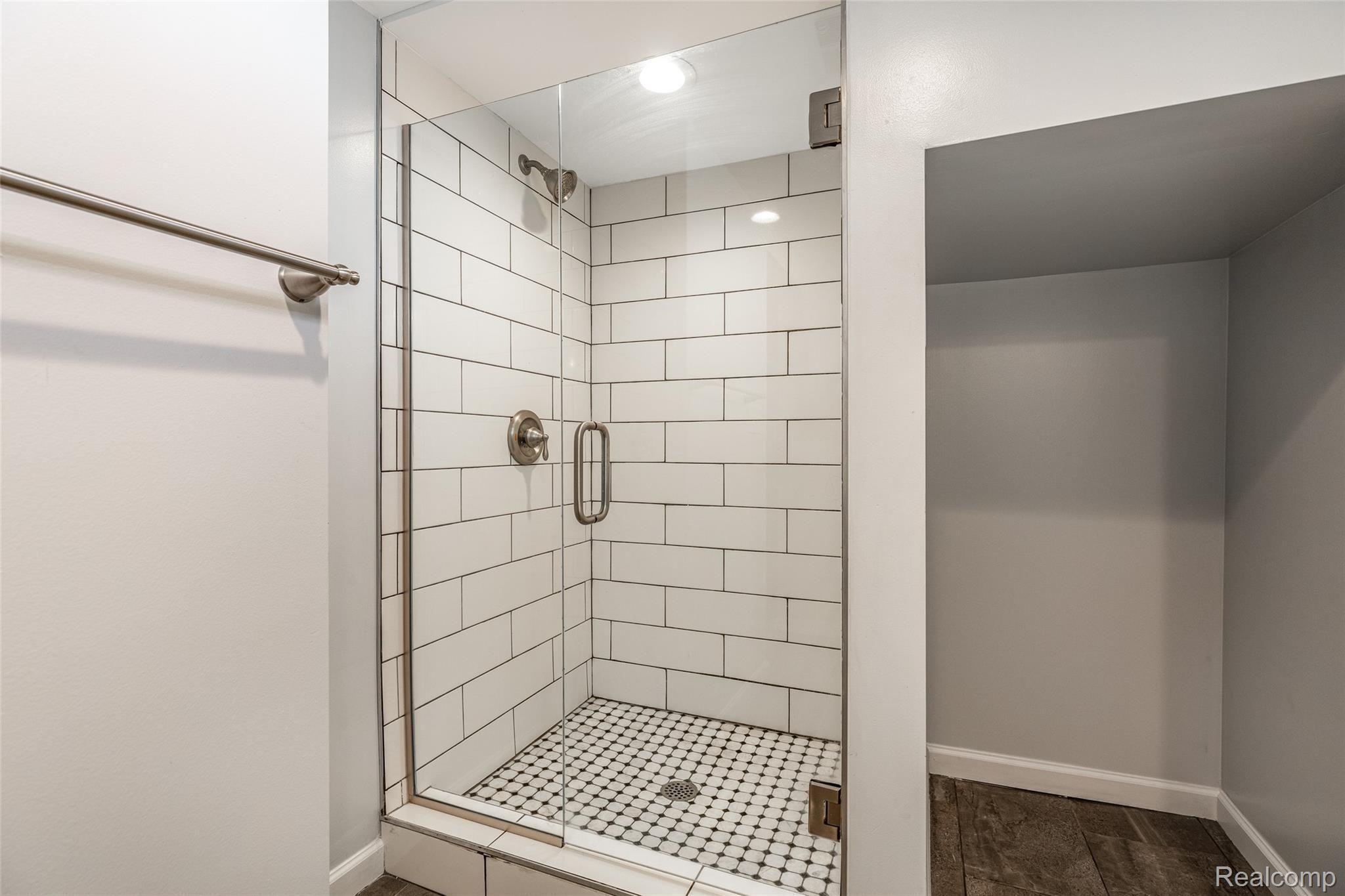 1435 Columbia Road Berkley, MI 48072 - Photo 19 of 29 28.BasementBath