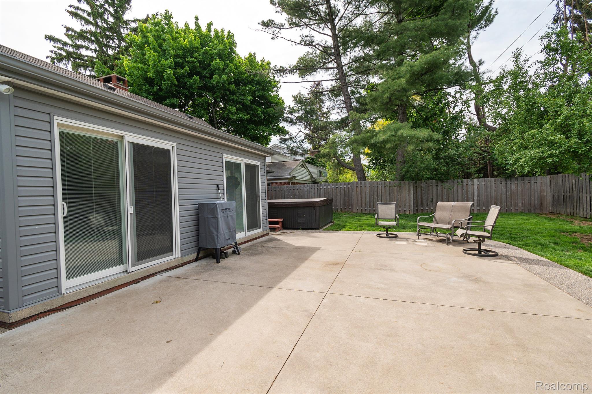 580 Cook Road Grosse Pointe, MI 48236 - Photo 41 of 48 Gallery Image 41