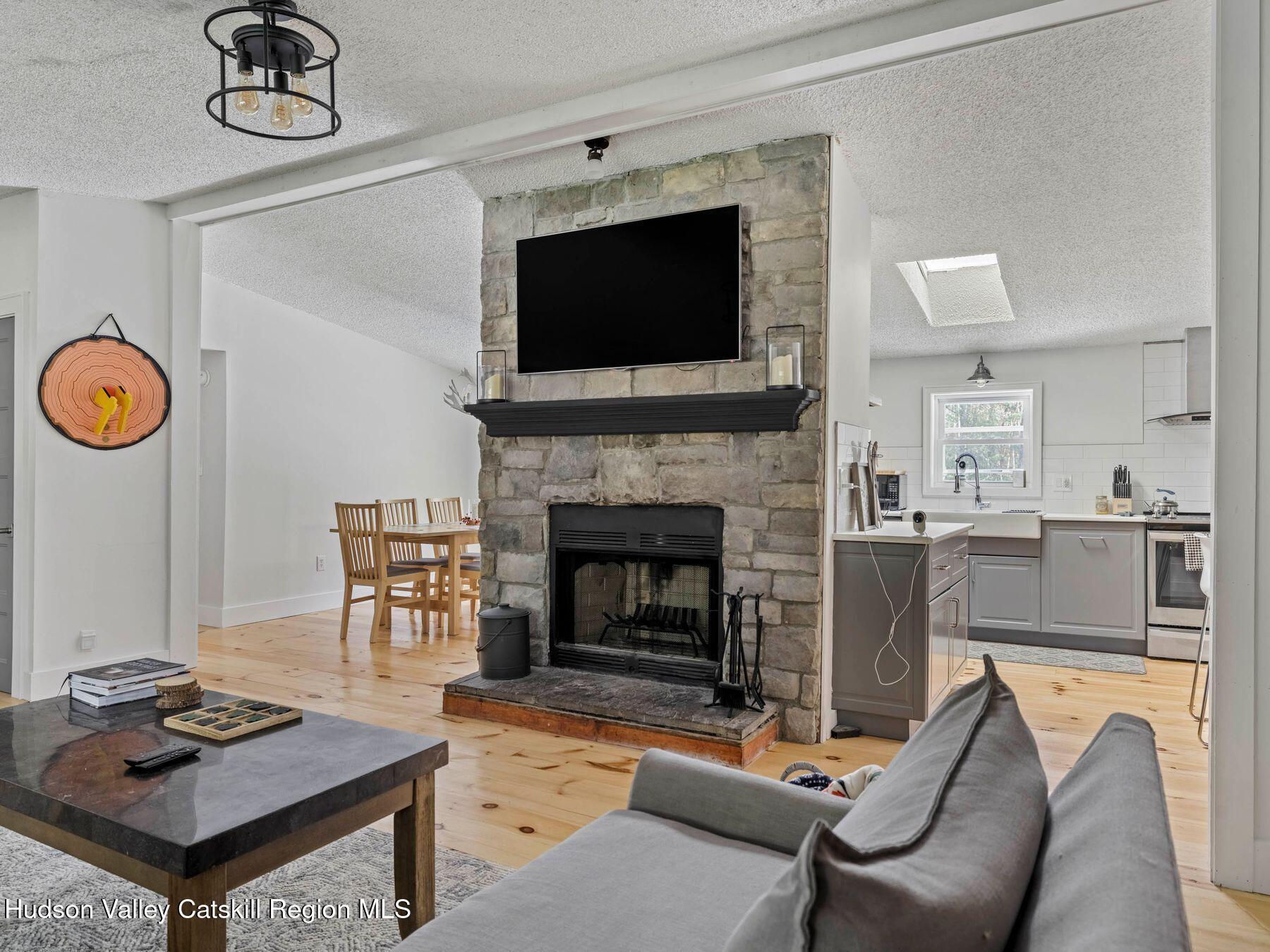 333 Begley Road Windham, NY 12496 - Photo 8 of 42 photo_online_023