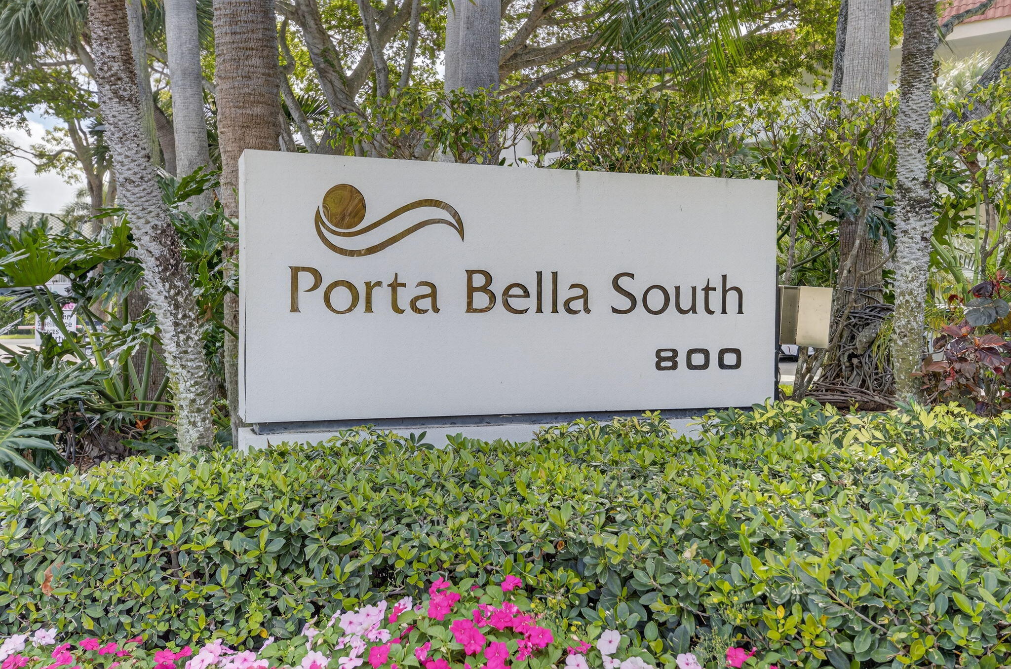 800 Jeffery Street, Unit 111 Boca Raton, FL 33487 - Photo 2 of 57 1-web-or-mls-DSC_7509