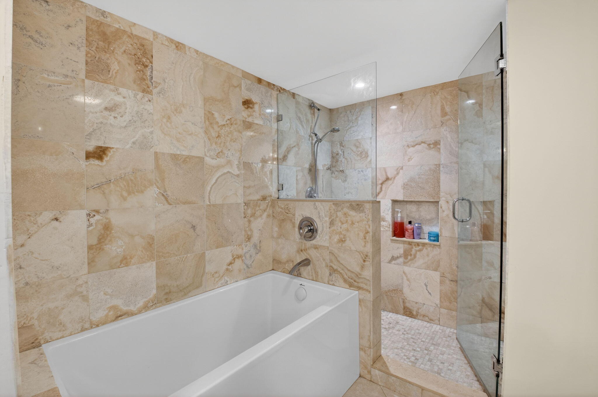 800 Jeffery Street, Unit 111 Boca Raton, FL 33487 - Photo 25 of 57 24-web-or-mls-DSC_7625