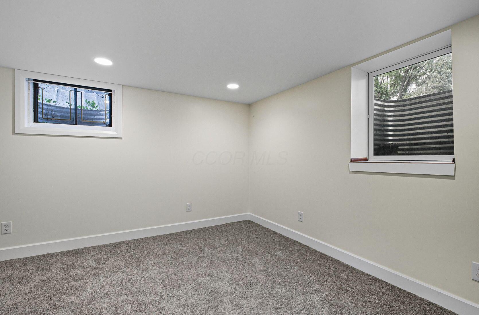 2620 Wildwood Road Columbus, OH 43231 - Photo 26 of 39 Third Bedroom - Lower Level