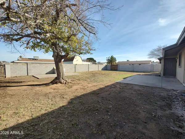 $2,300 | 2316 East Karen Drive, Phoenix, AZ 85022