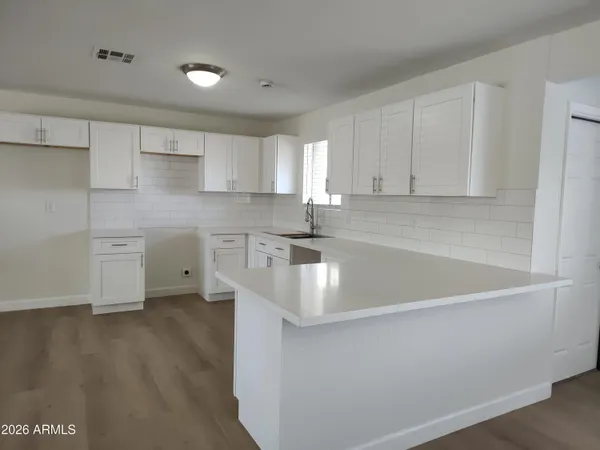 $2,300 | 2316 East Karen Drive, Phoenix, AZ 85022