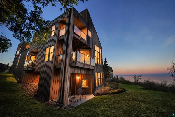 $375,000 | 40 Surfside Drive, Unit 23B, Tofte, MN 55615
