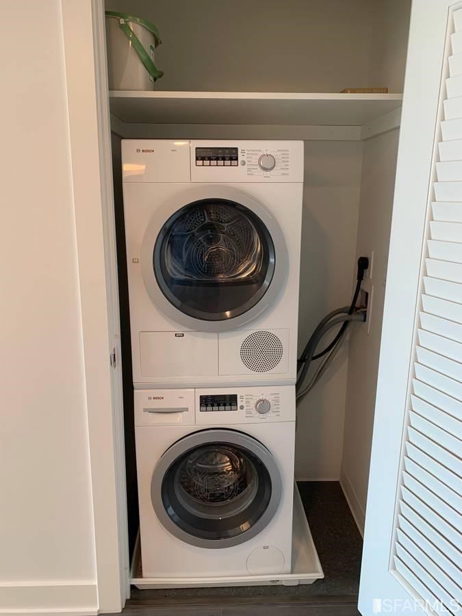 338 Main Street, Unit 27D San Francisco, CA 94105 - Photo 9 of 24 a utility room with dryer and washer