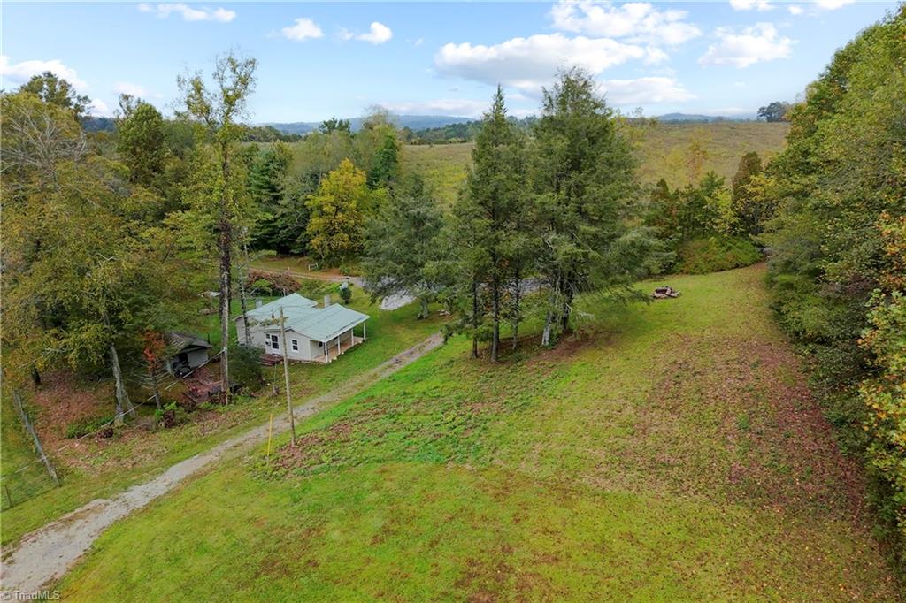 487 Dry Twig Road Laurel Fork, VA 24352 - Photo 38 of 39 Gallery Image 38
