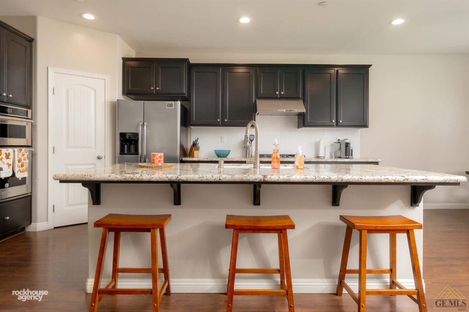 14830 Citrus Tree Court Bakersfield, CA 93314 - Photo 11 of 26