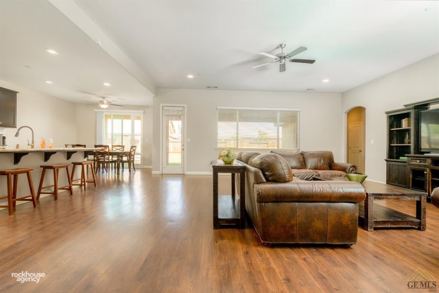 14830 Citrus Tree Court Bakersfield, CA 93314 - Photo 15 of 26