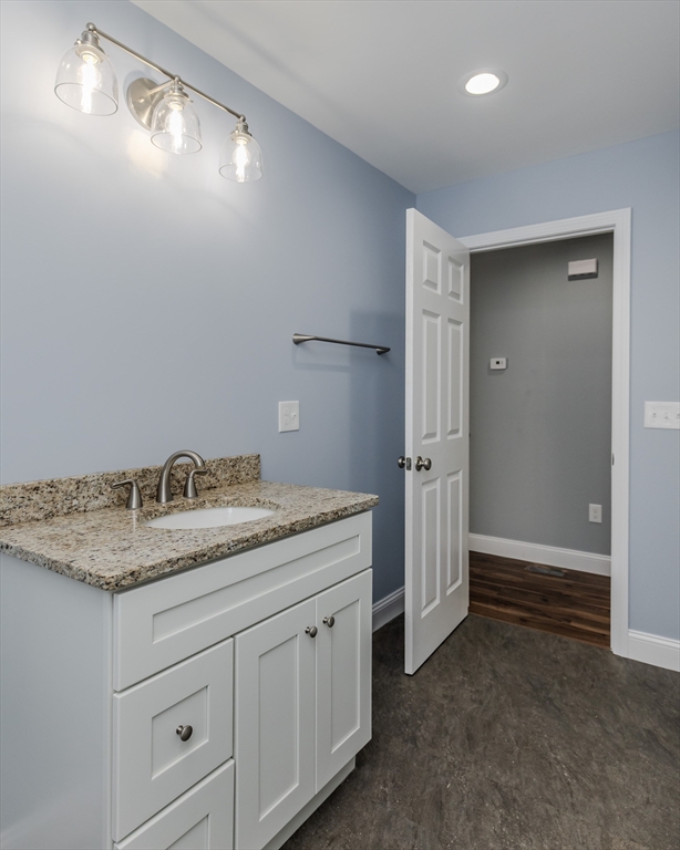 132 Kibbe Road East Longmeadow, MA 01028 - Photo 30 of 34