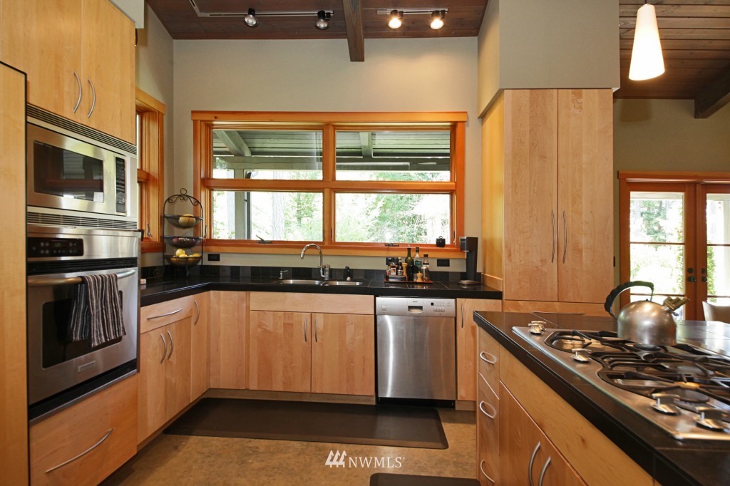 2345 East Goodell Road Freeland, WA 98249 - Photo 5 of 15