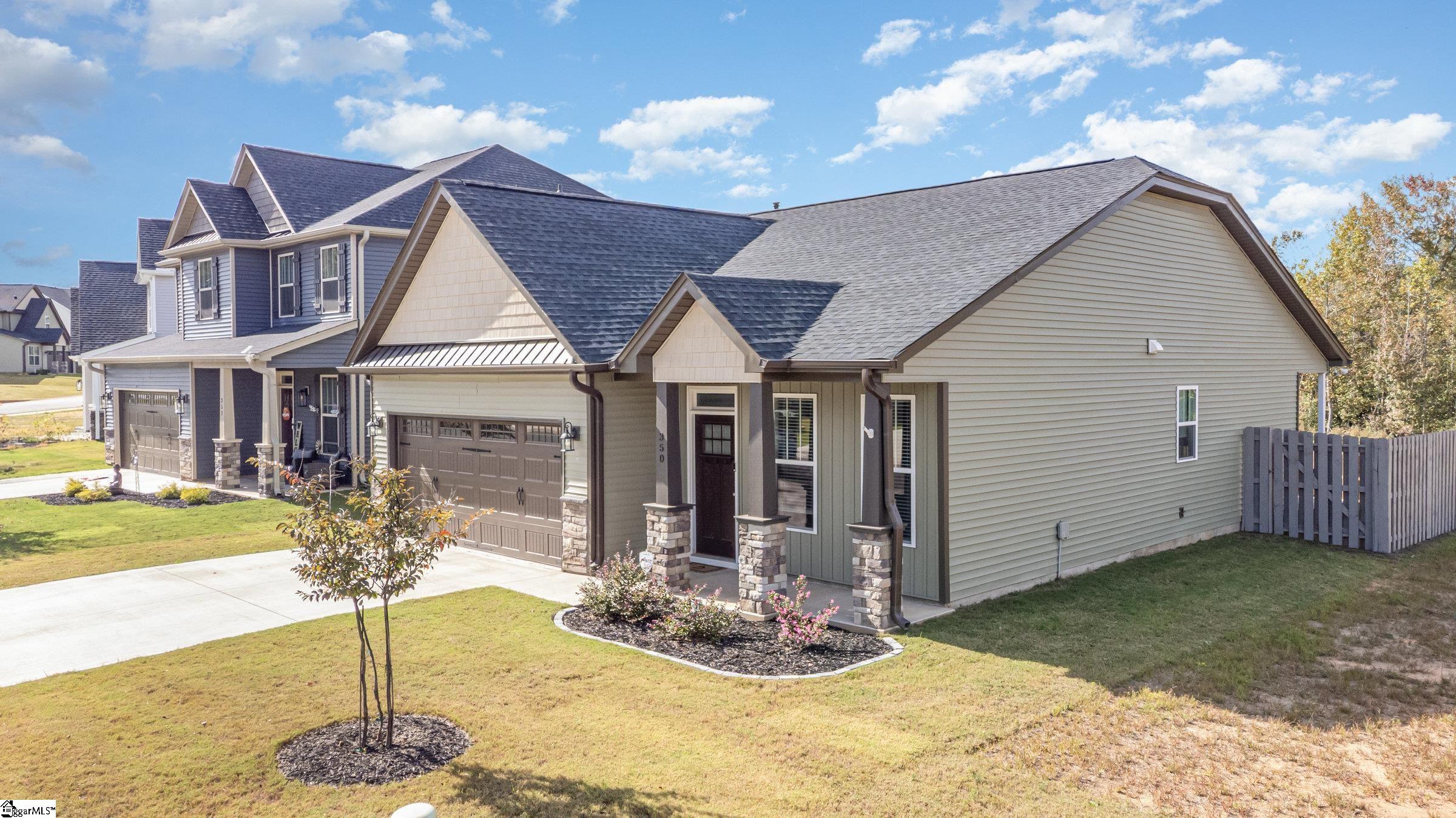 350 River Trce Loop Simpsonville, SC 29680 - Photo 4 of 22 Gallery Image 4