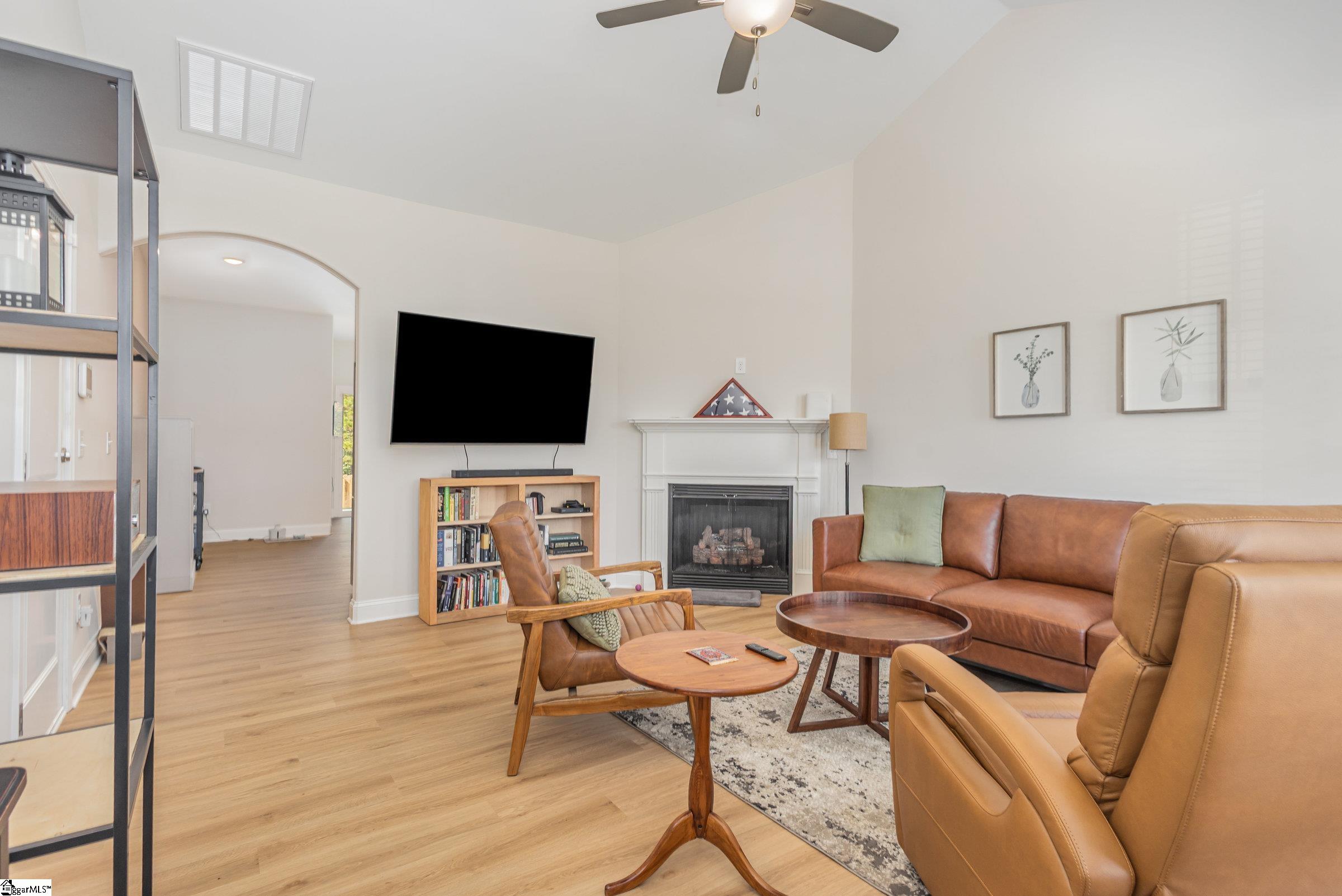 350 River Trce Loop Simpsonville, SC 29680 - Photo 7 of 22 Gallery Image 7