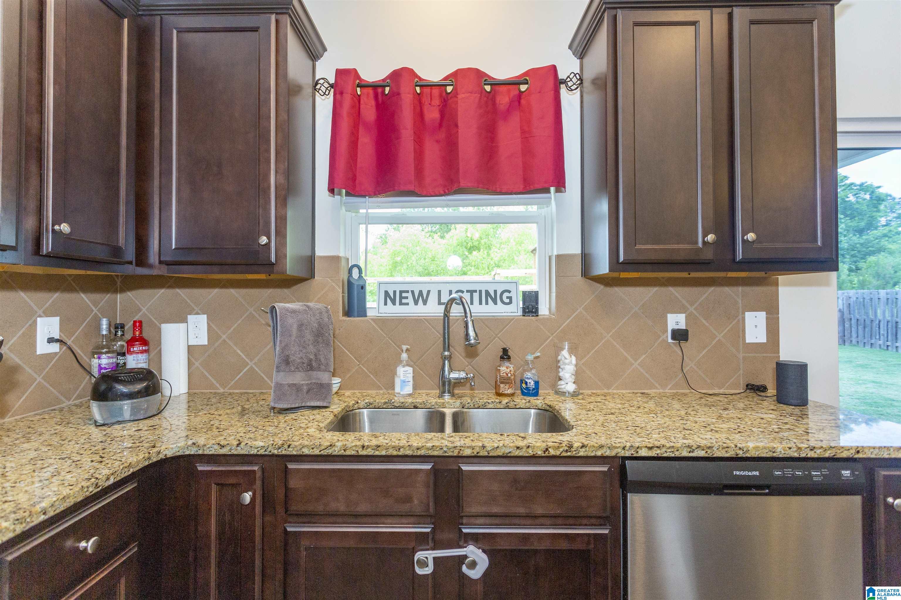 1087 Aronimink Drive Calera, AL 35040 - Photo 13 of 53