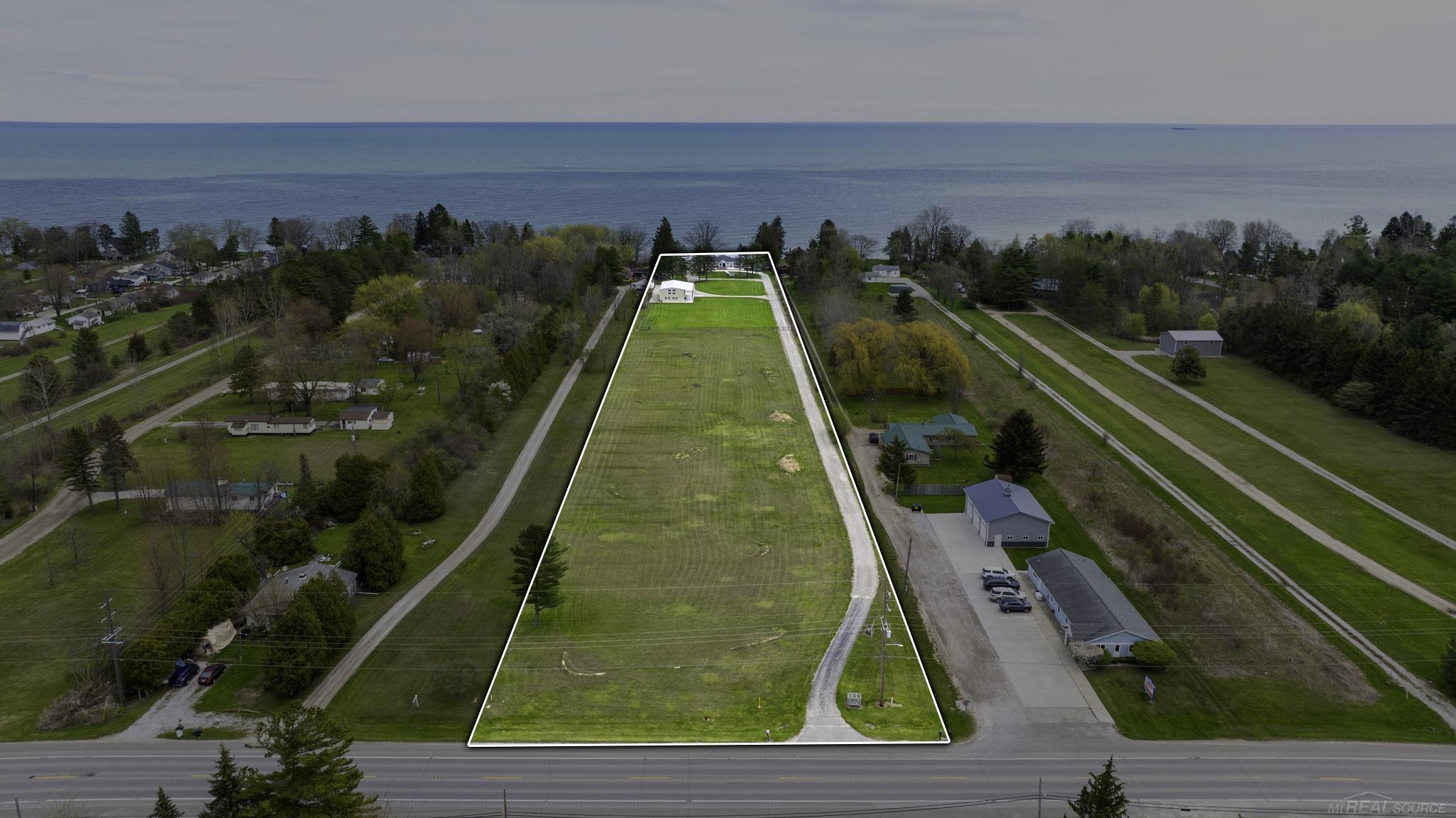6655 Lakeshore Road Lexington, MI 48450 - Photo 13 of 99