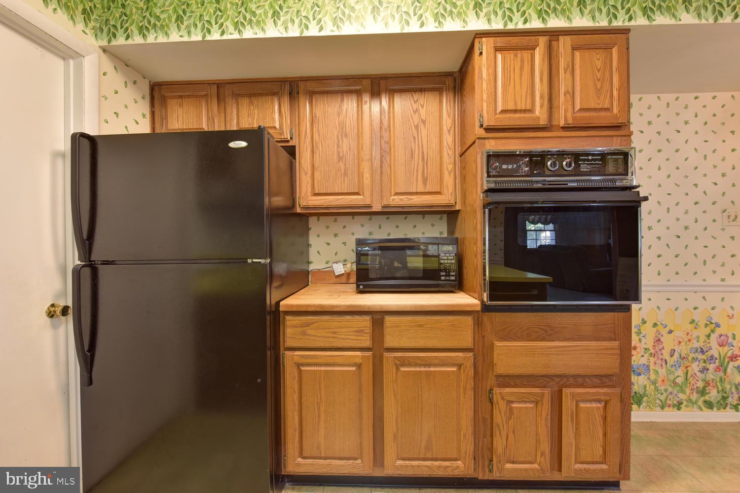 13208 Poplar Tree Road Fairfax, VA 22033 - Photo 12 of 32 Gallery Image 12