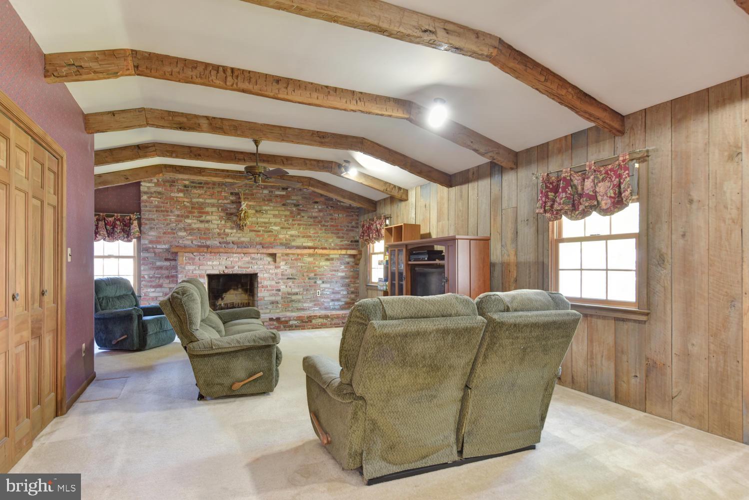 13208 Poplar Tree Road Fairfax, VA 22033 - Photo 14 of 32 Gallery Image 14