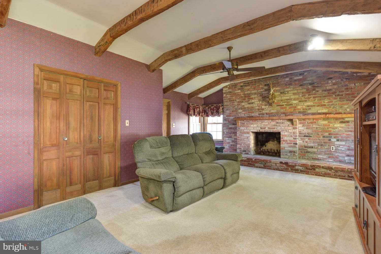 13208 Poplar Tree Road Fairfax, VA 22033 - Photo 17 of 32 Gallery Image 17