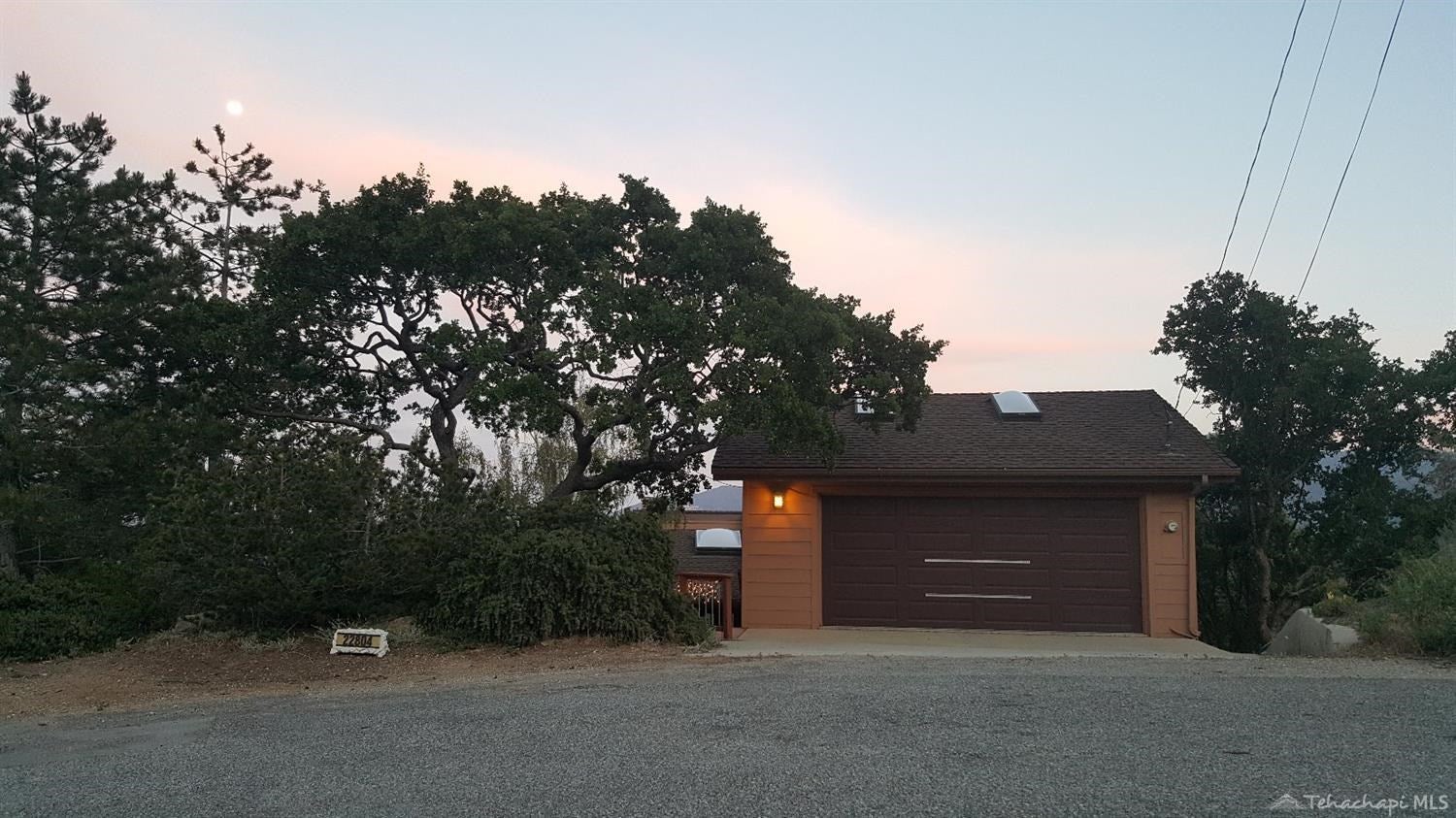 22804 Scout Point Court Tehachapi, CA 93561 - Photo 2 of 42 Gallery Image 2