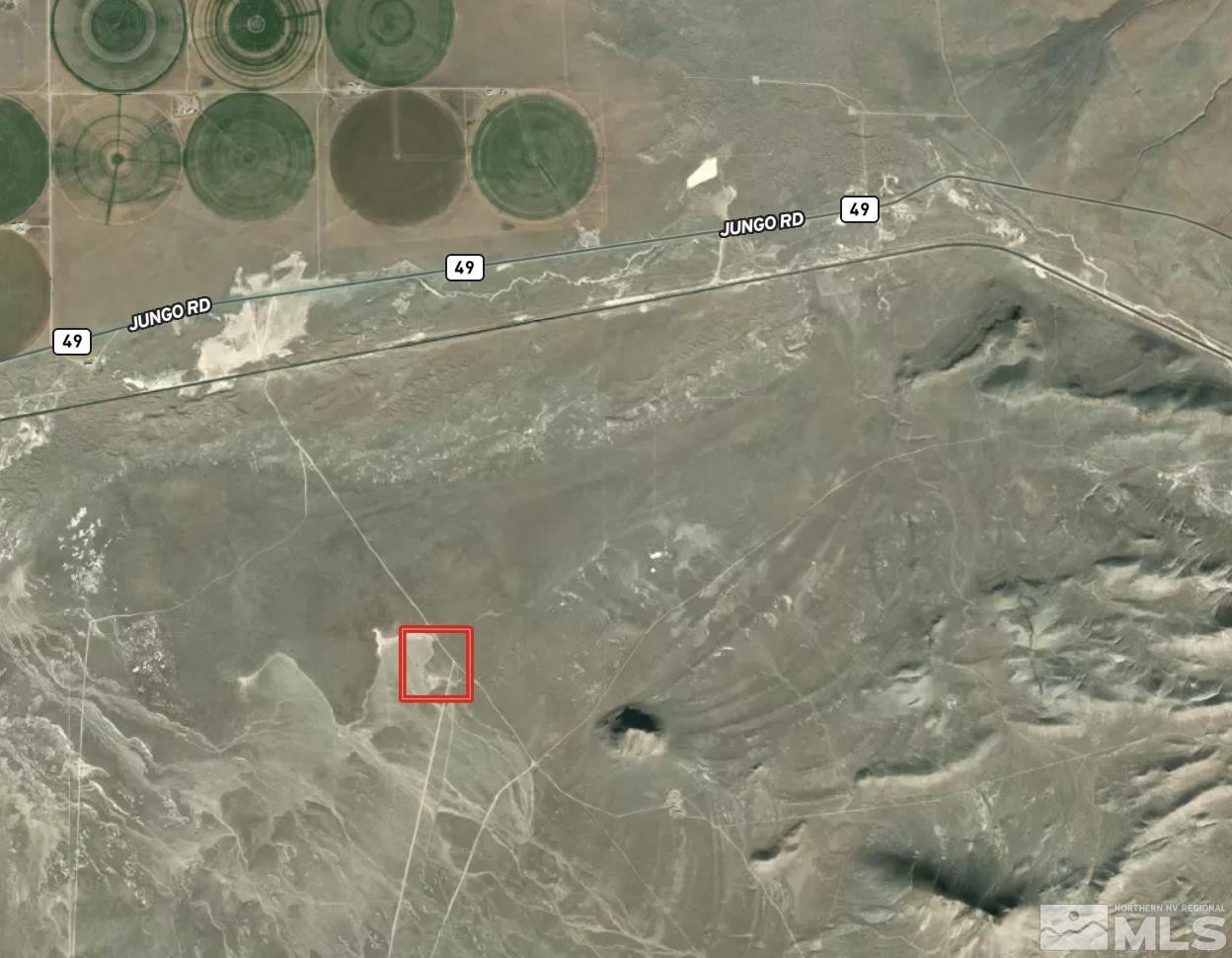 5042402 Jungo Road Winnemucca, NV 89445 - Photo 2 of 2 a bathroom with a shower