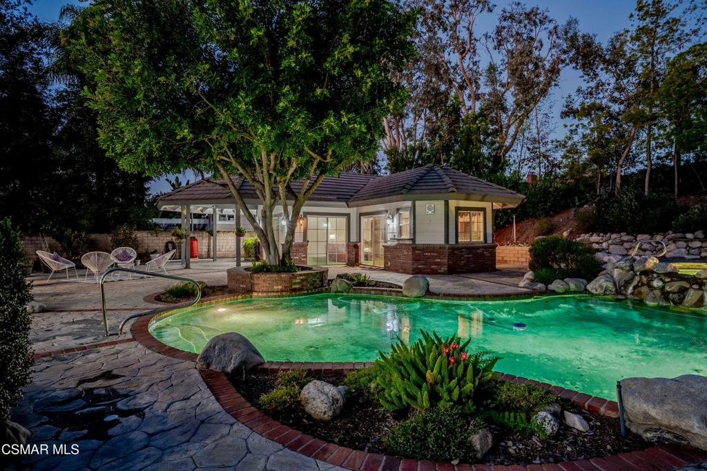 454 Longbranch Road Simi Valley, CA 93065 - Photo 40 of 60