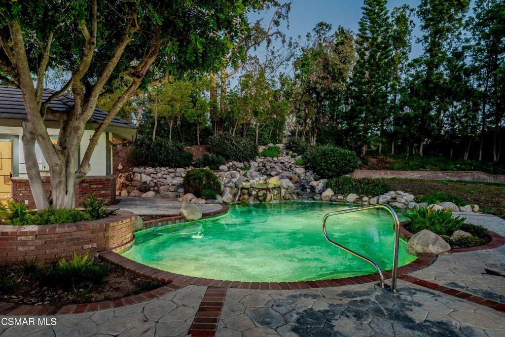 454 Longbranch Road Simi Valley, CA 93065 - Photo 49 of 60