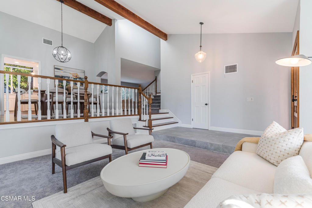 454 Longbranch Road Simi Valley, CA 93065 - Photo 8 of 60