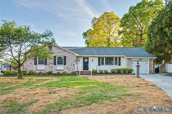 $349,950 | 901 Dogwood Drive, Colonial Heights, VA 23834