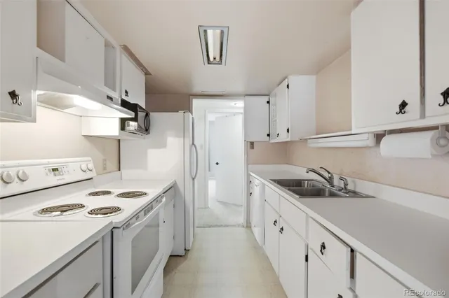 $159,000 | 9700 East Iliff Avenue, Unit B14, Denver, CO 80231