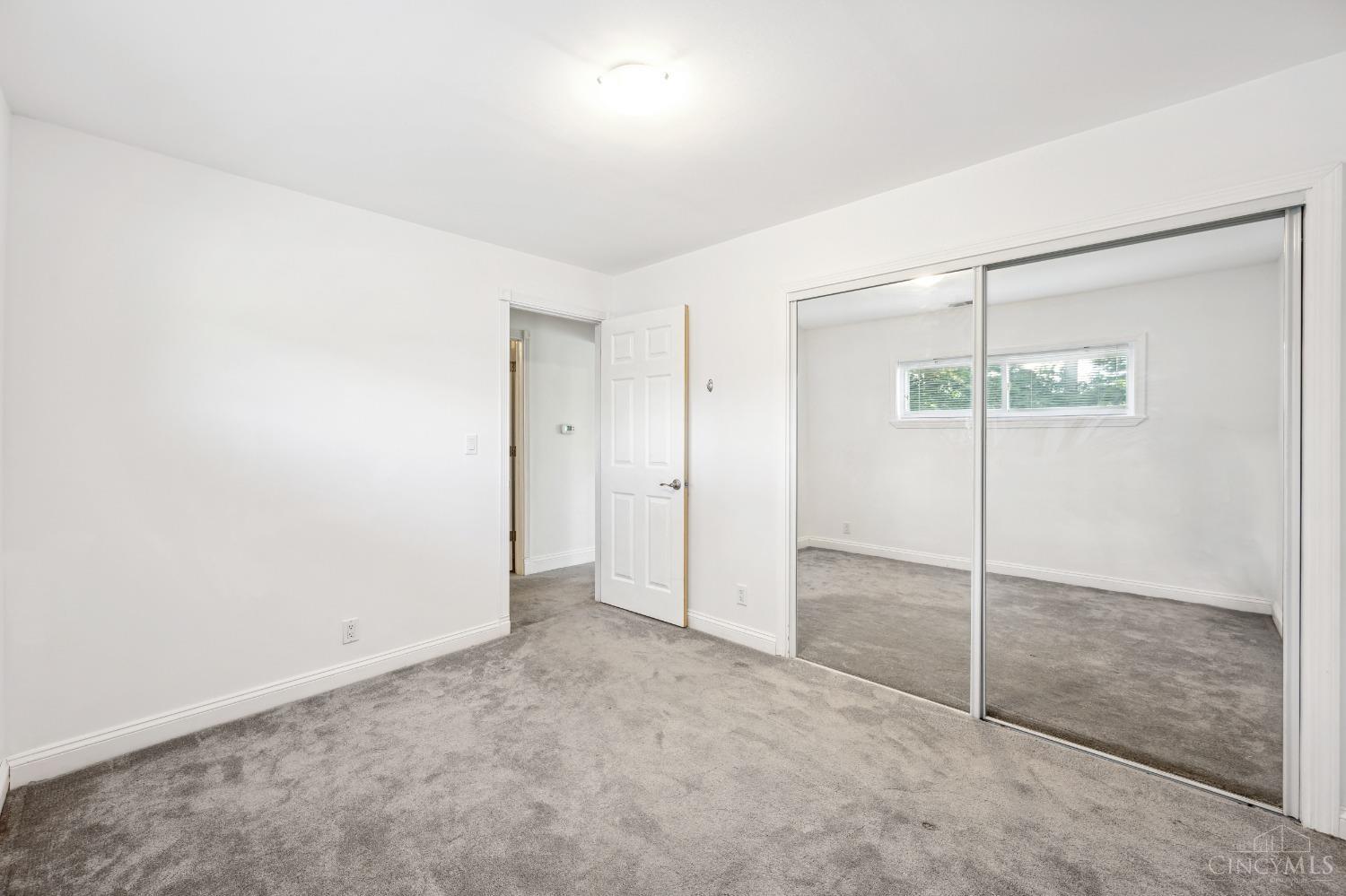 1062 Locust Corner Road Cincinnati, OH 45245 - Photo 19 of 35 Gallery Image 19