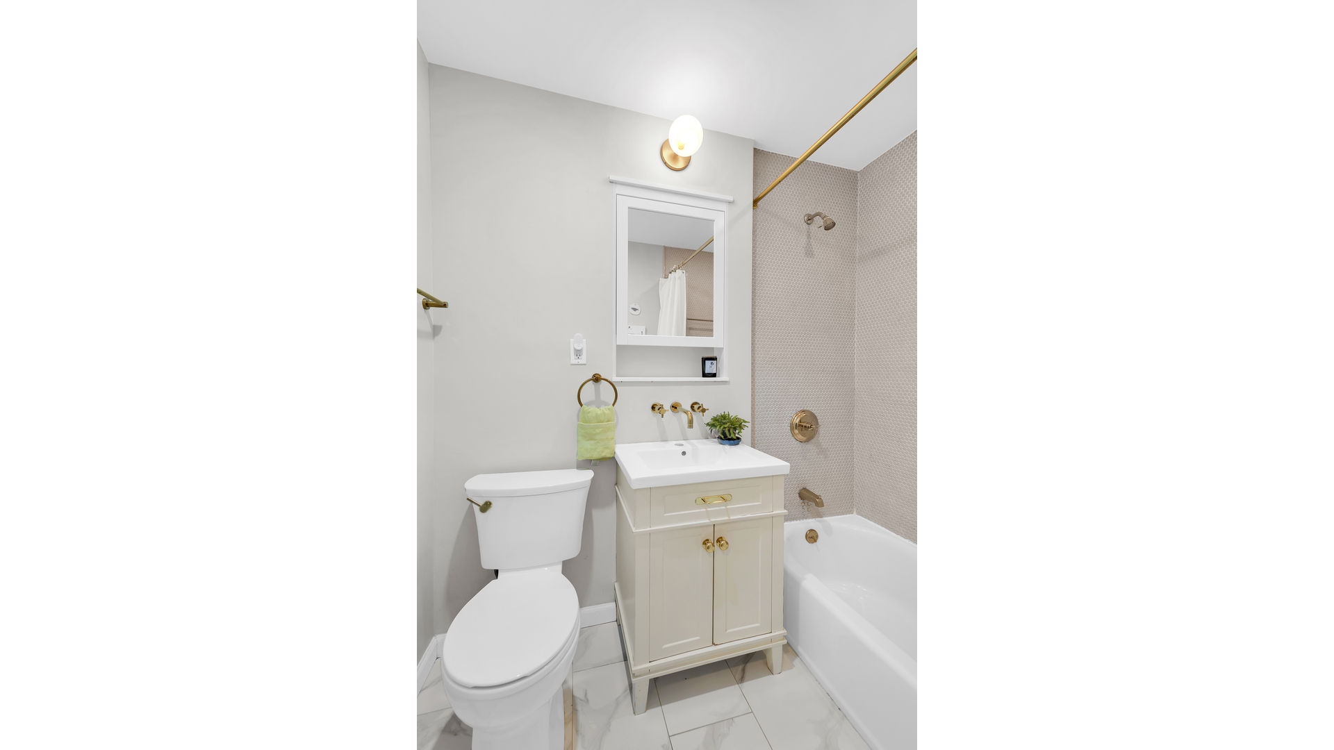 599 East 7th Street, Unit 2K Brooklyn, NY 11218 - Photo 6 of 7