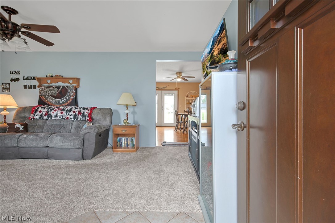 2397 Adamsville Road Zanesville, OH 43701 - Photo 5 of 43