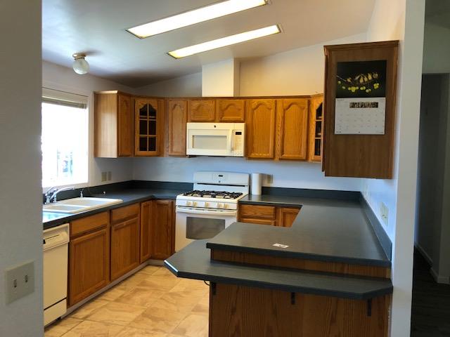 157 Calabasas Road Watsonville, CA 95076 - Photo 7 of 18 Gallery Image 7