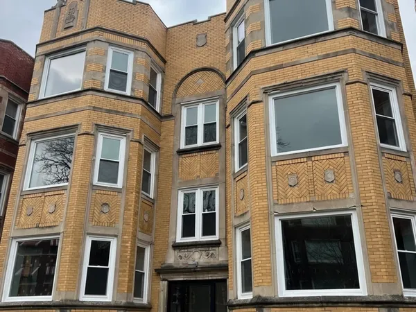 $1,100 | 8026 South Drexel Avenue, Unit 3, Chicago, IL 60619